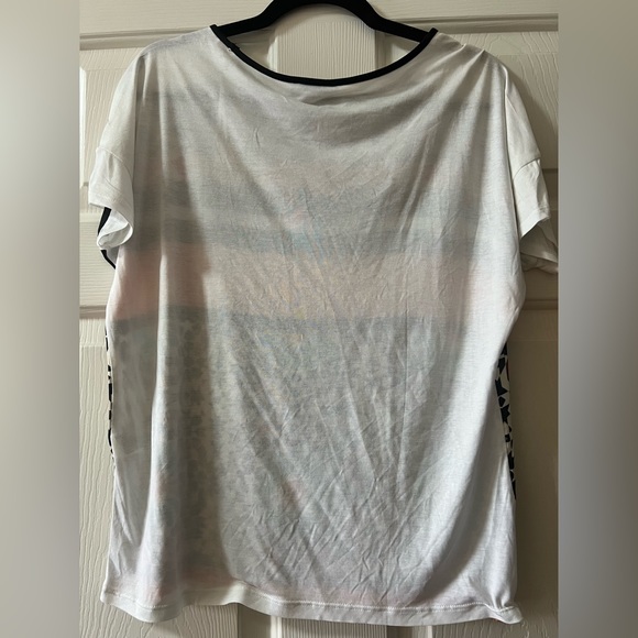 Brand New printed Zara top. - Picture 3 of 3